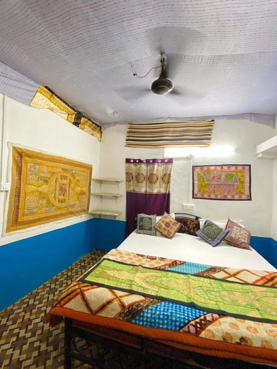 Mirvana Guest House Jaisalmer Buitenkant foto