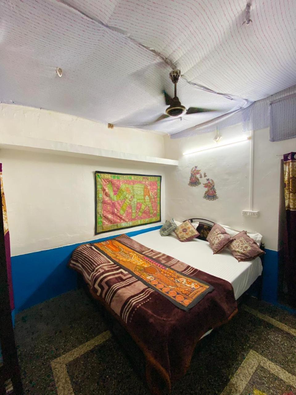 Mirvana Guest House Jaisalmer Buitenkant foto