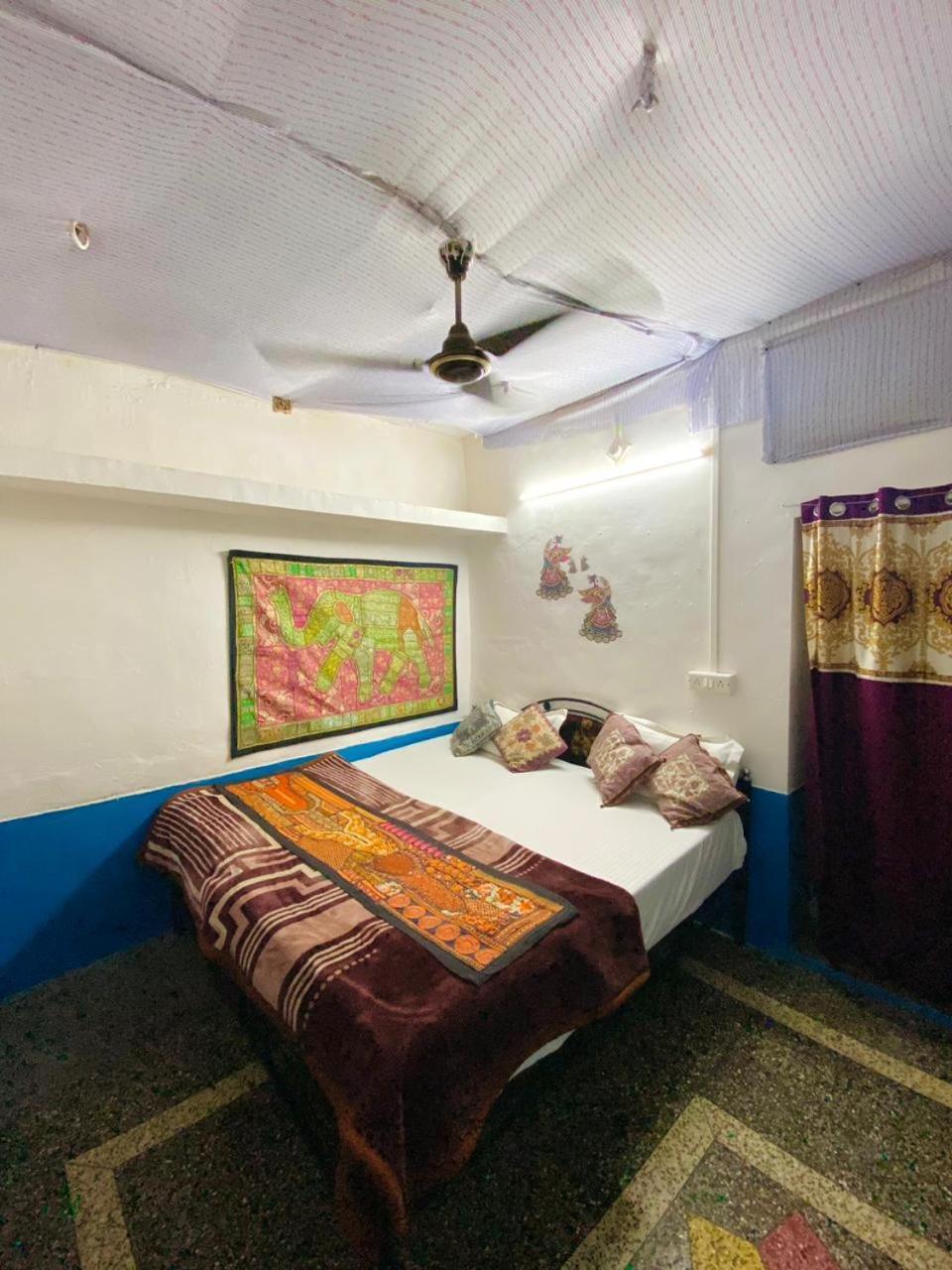 Mirvana Guest House Jaisalmer Buitenkant foto